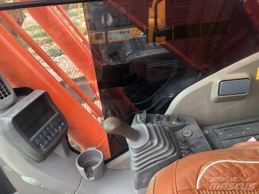 Hitachi ZX 240 Bandgrävare