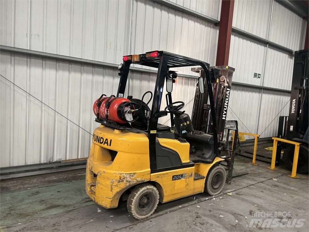Hyundai 20L-7M Gasolmotviktstruckar