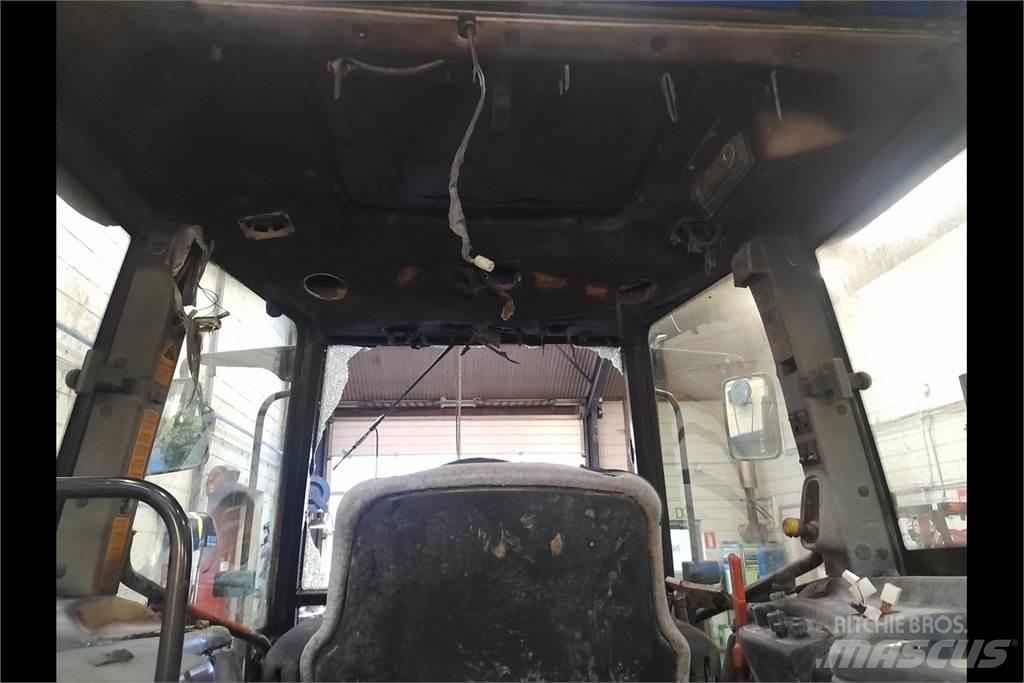 New Holland TL100A Traktorer