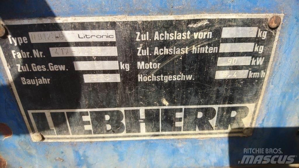Liebherr R912LC Bandgrävare