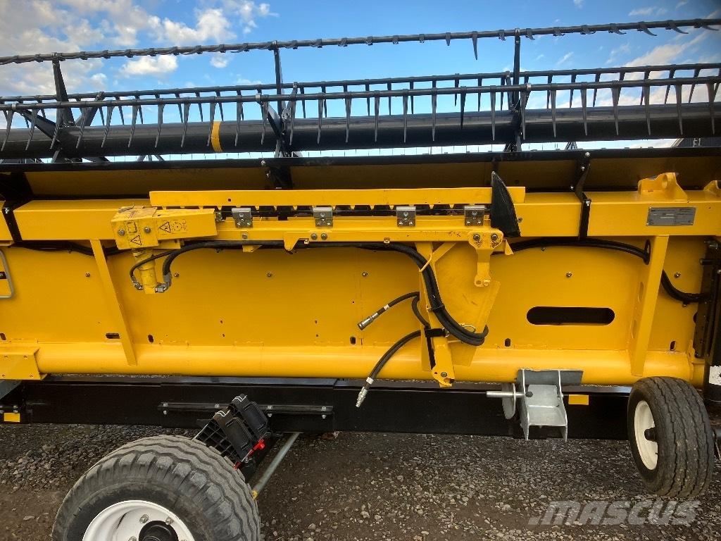 New Holland 40R Skärbord