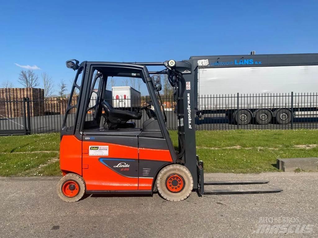 Linde E25H-01/600 Elmotviktstruckar