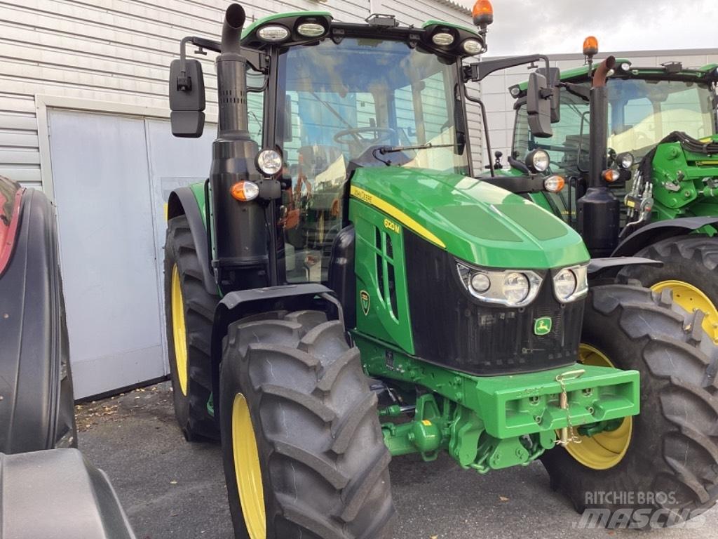 John Deere 6120M Traktorer