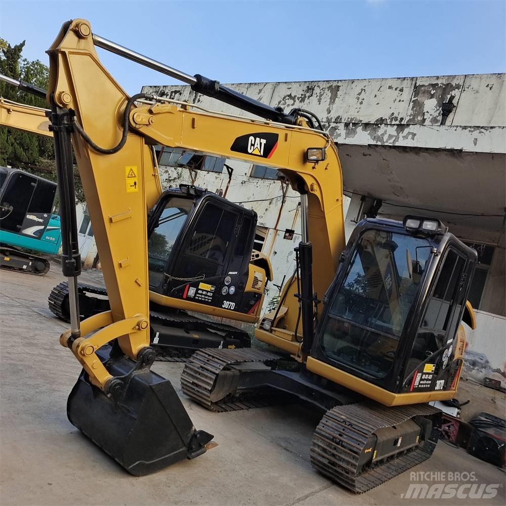CAT 307 D Minigrävare < 7t