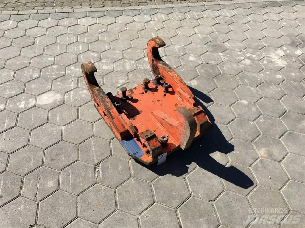  SMP-ANBAUPLATTE Redskapsfäste/ adaptrar