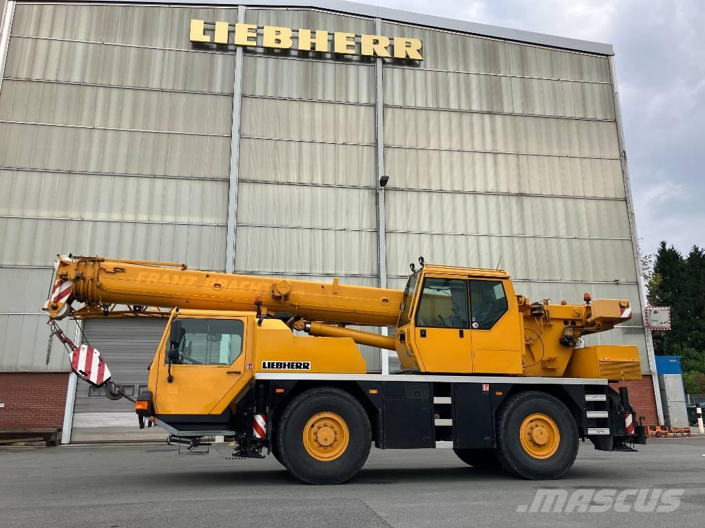 Liebherr LTM 1030-2 Allterrängkranar