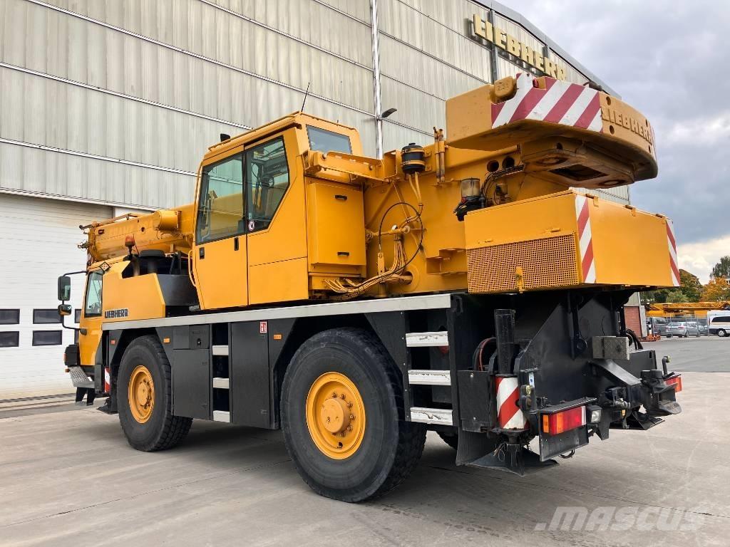 Liebherr LTM 1030-2 Allterrängkranar