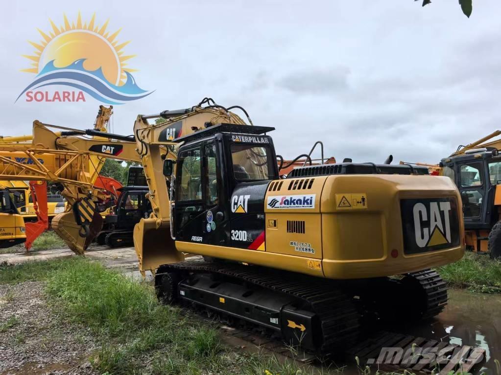 CAT 320D2L Bandgrävare
