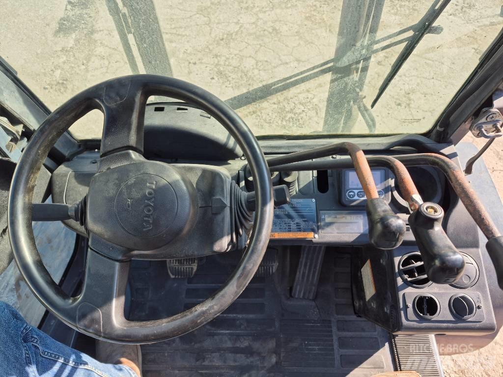 Toyota 8 FGU 30 Övriga motviktstruckar