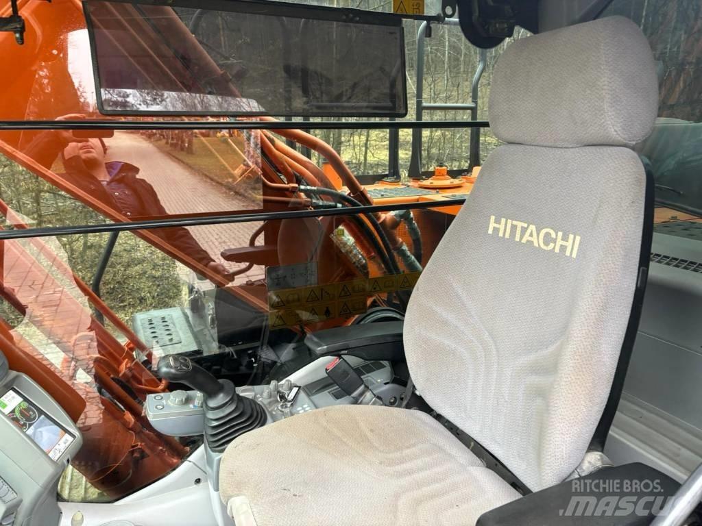 Hitachi ZX 210-6 Bandgrävare