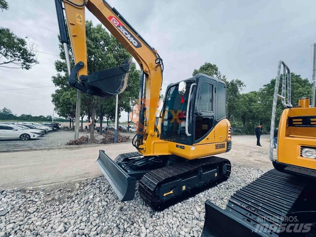 XCMG XE60DA Bandgrävare