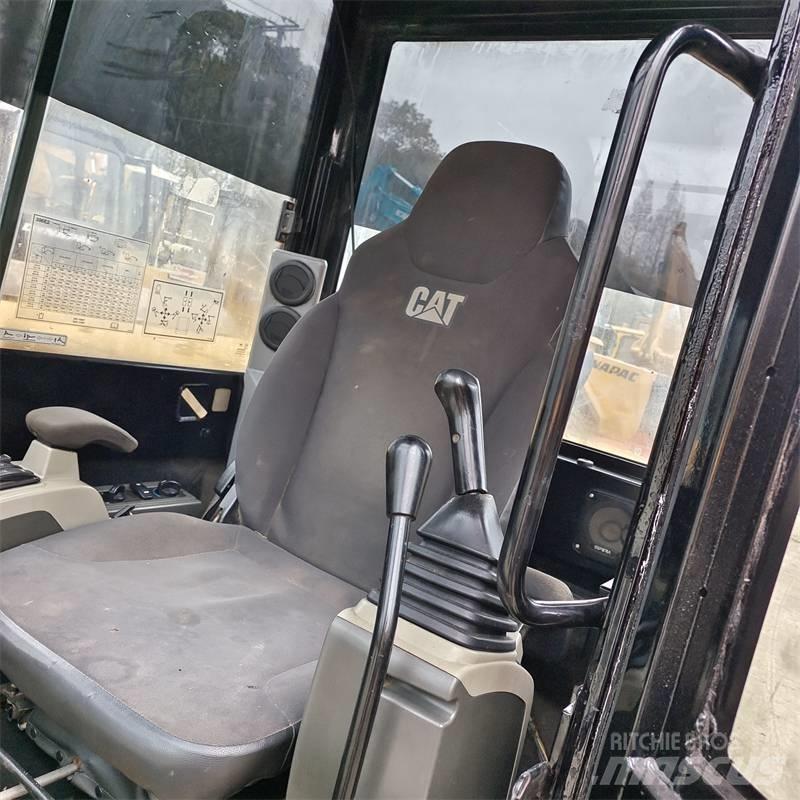CAT 306 E Minigrävare < 7t