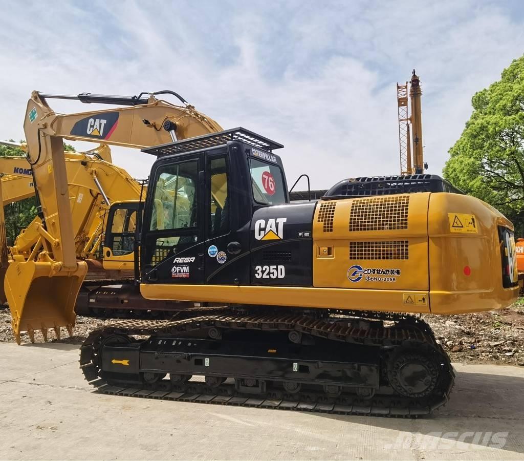 CAT 325 D Bandgrävare