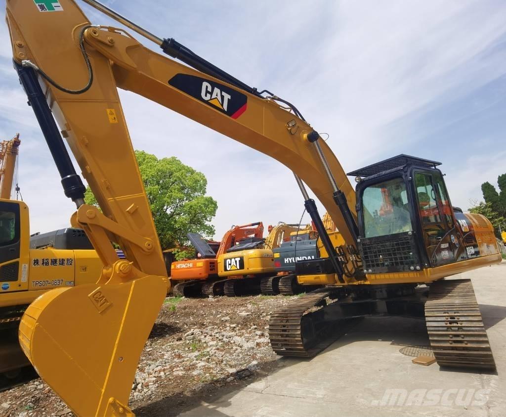 CAT 325 D Bandgrävare