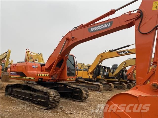 Doosan DH220LC-7 Bandgrävare