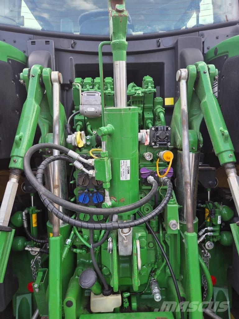 John Deere 6250 R Traktorer