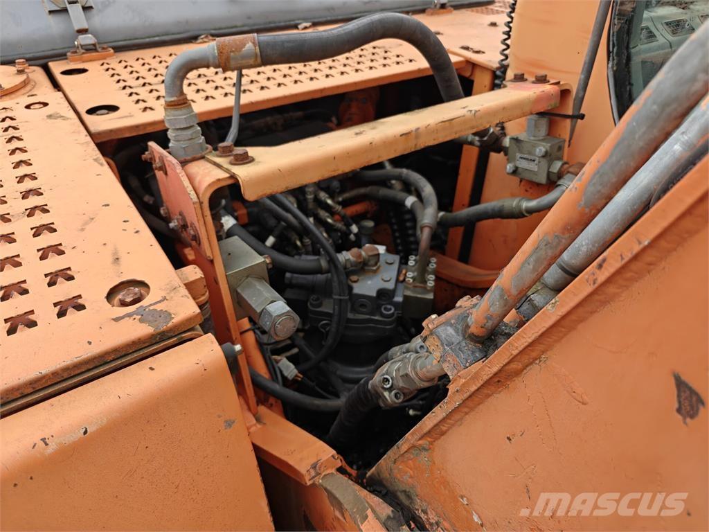 Doosan DX 225 LC Grävmaskiner med lång räckvidd
