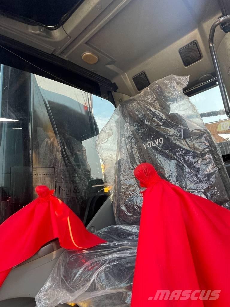 Volvo EC 380 D L Bandgrävare