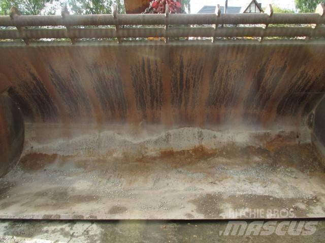 CAT 992 C Skopor