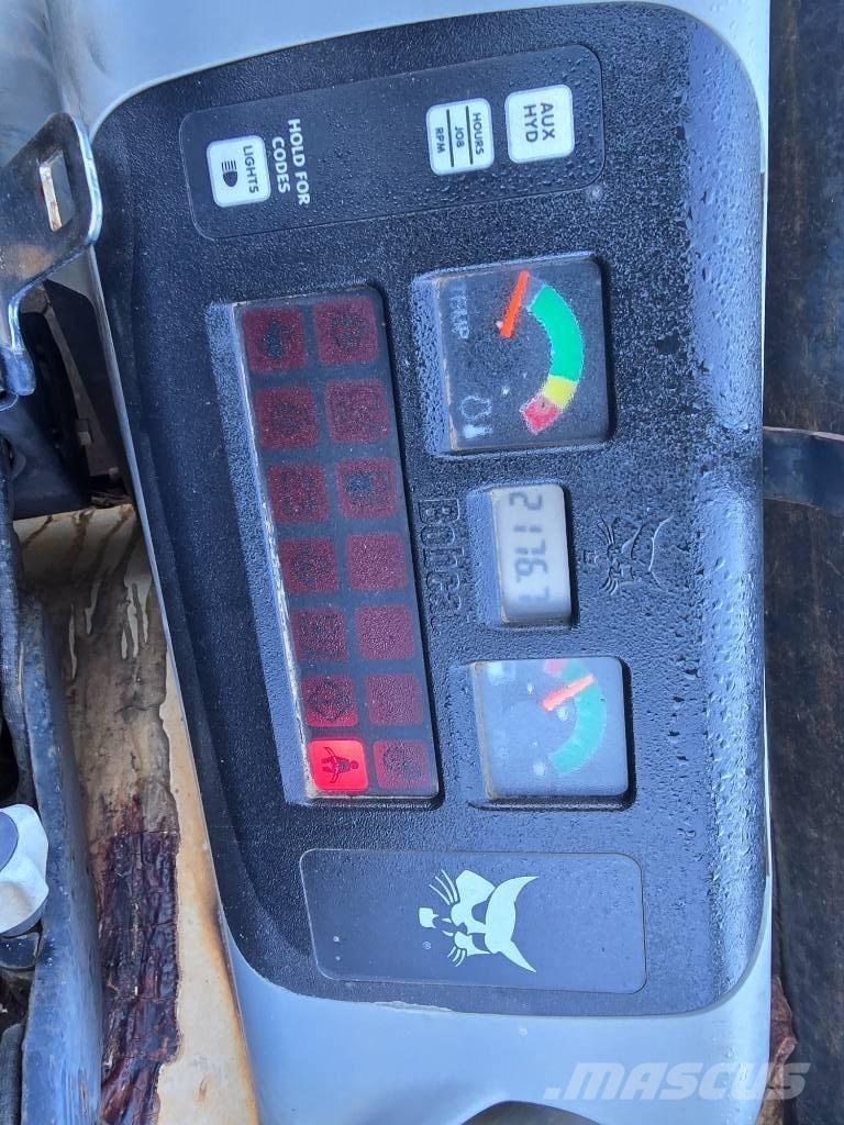 Bobcat 325 G Minigrävare < 7t