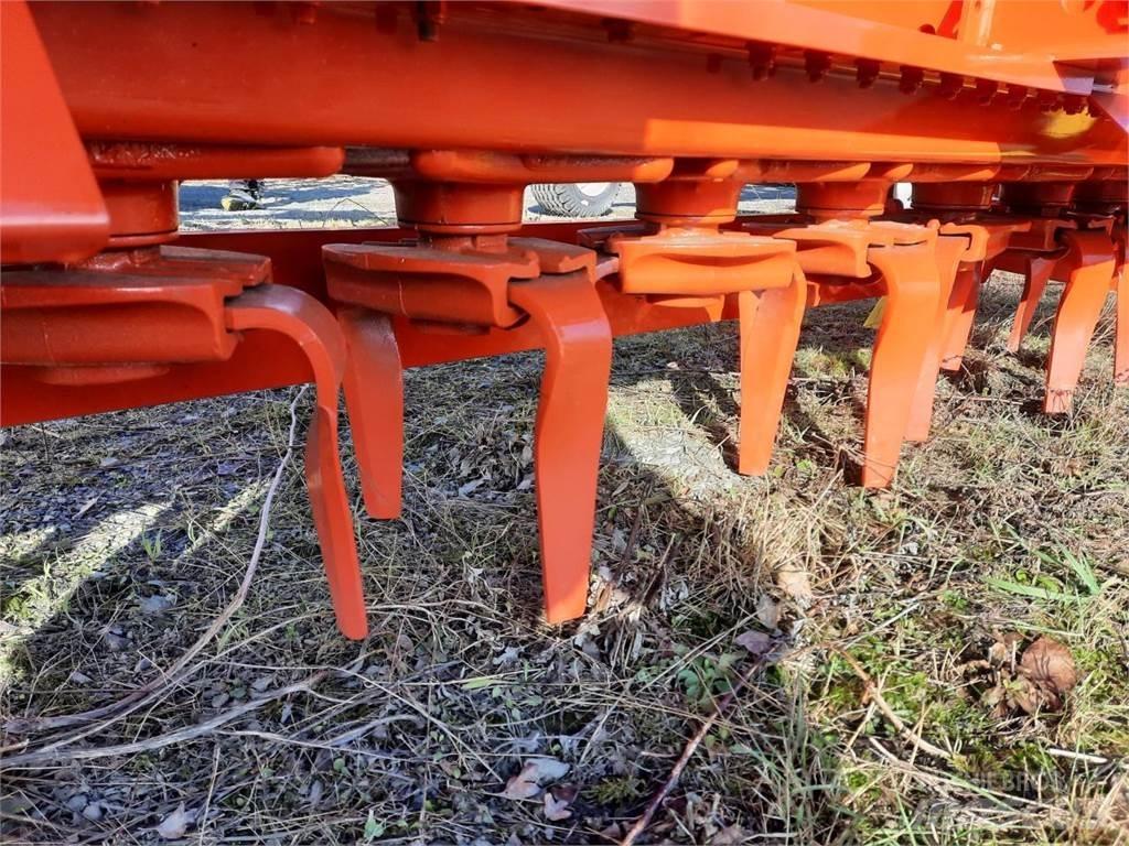 Kuhn HRB 303 D Såbäddsharvar och rototillers