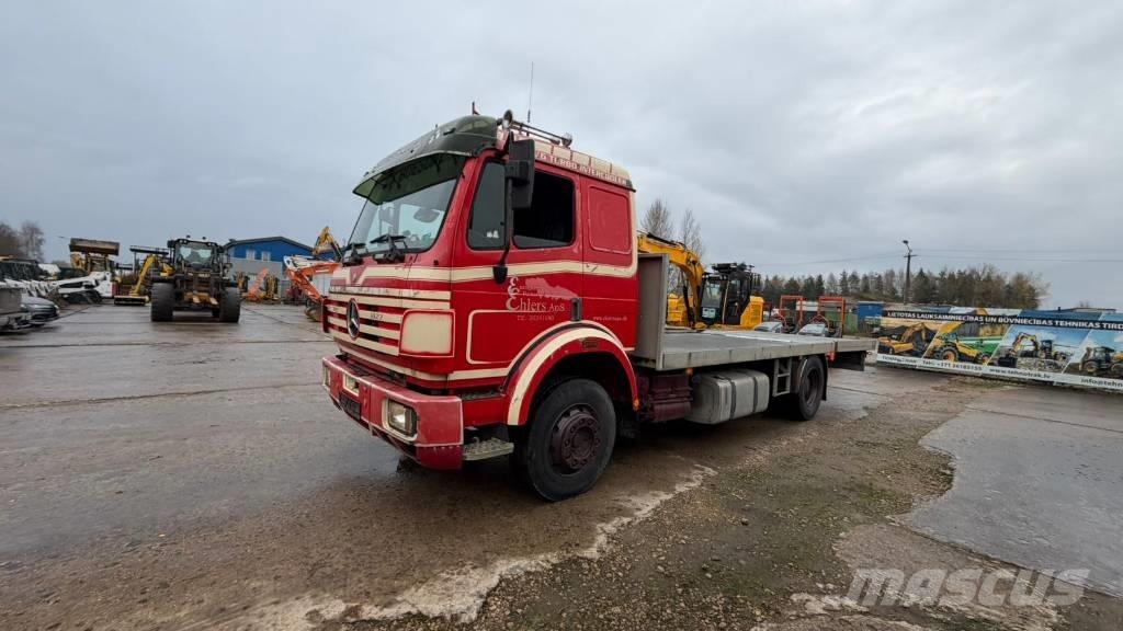 Mercedes-Benz 1827 Biltransportbilar