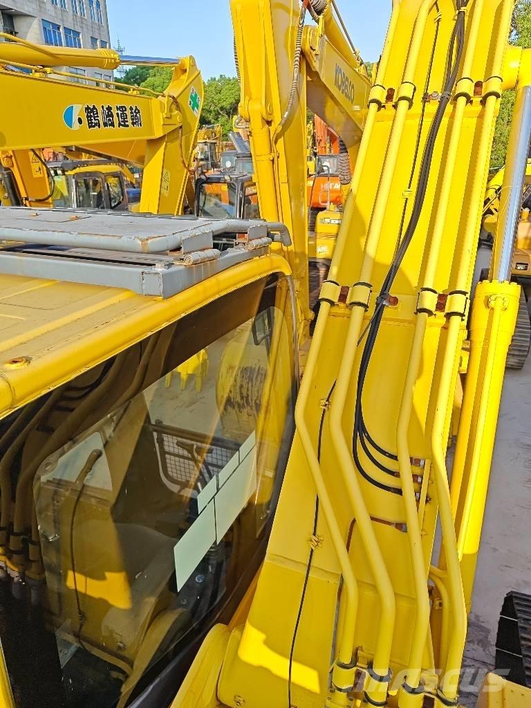 Komatsu PC 200-8 Bandgrävare