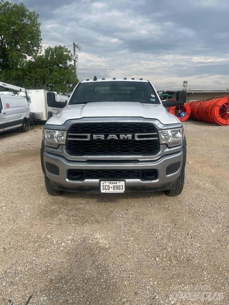 RAM 5500 Flakbilar