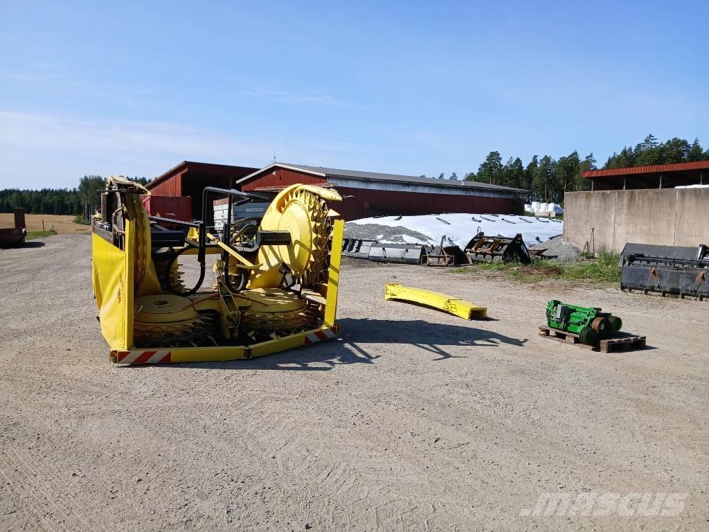 John Deere 460 Plus Självgående fälthackar