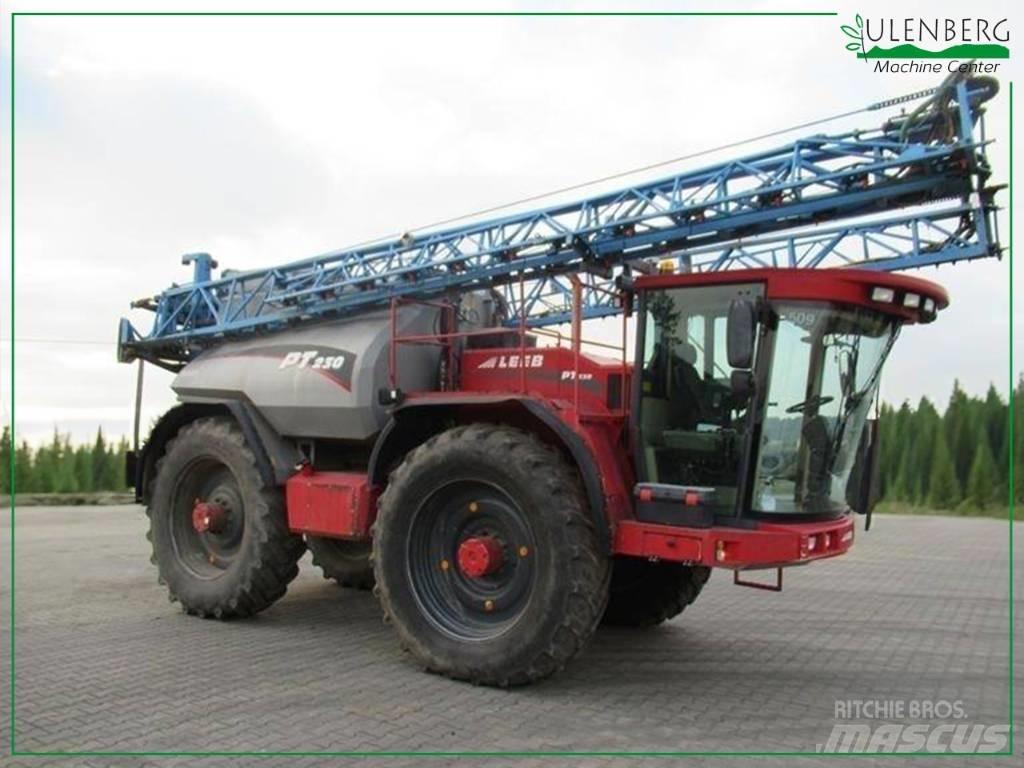 Horsch Leeb PT 230 Självgående sprutor