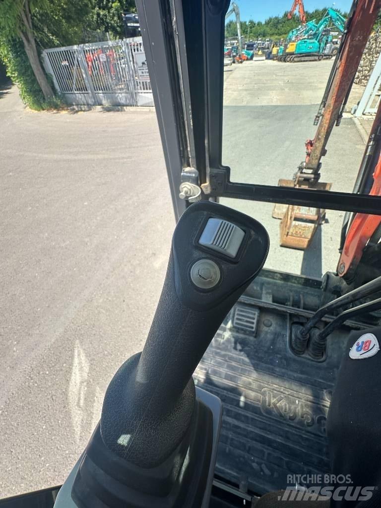 Kubota U 27-4 Minigrävare < 7t