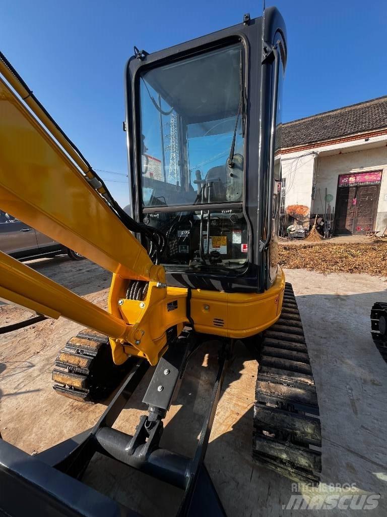 Komatsu PC 35 MR Minigrävare < 7t