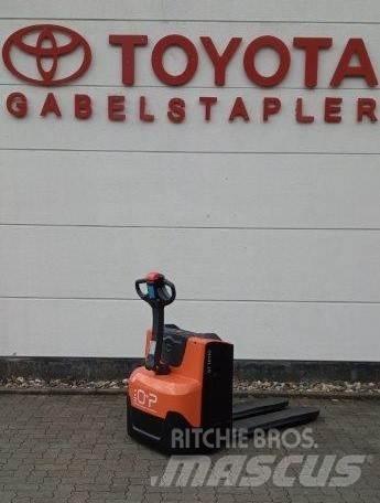 Toyota LWE 200 Låglyftare utan plattform