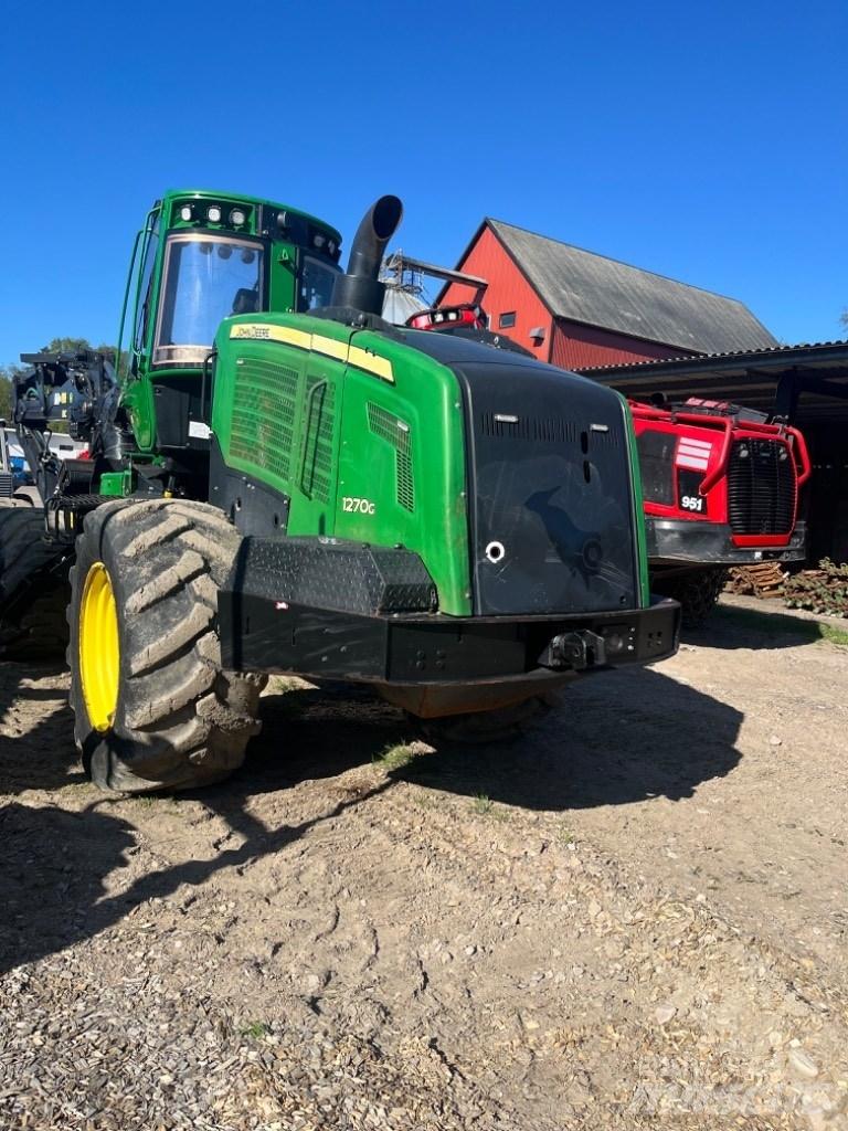 John Deere 1270 G Skördare