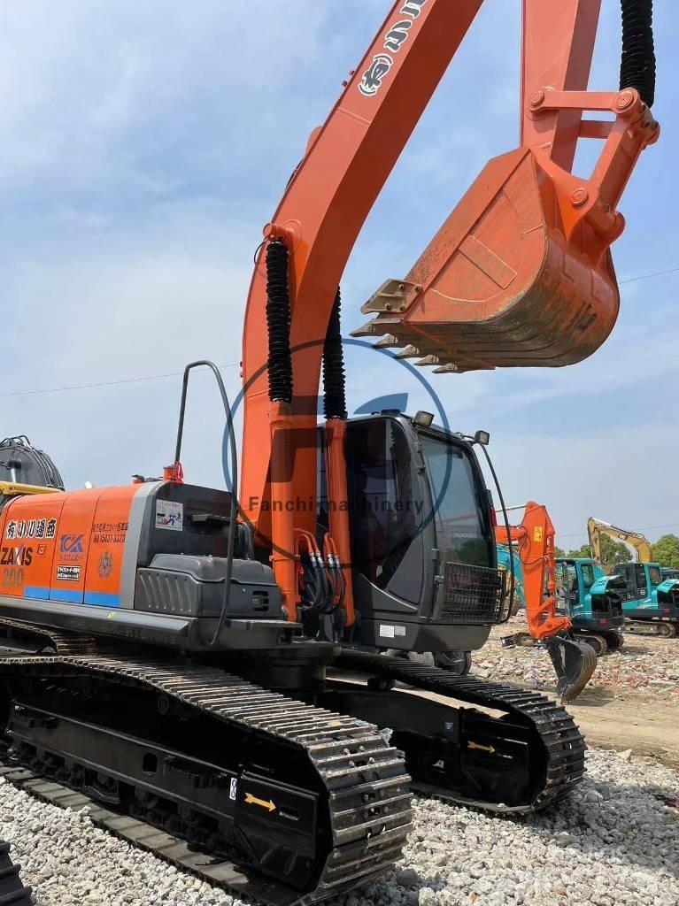 Hitachi ZX 200-3 Bandgrävare