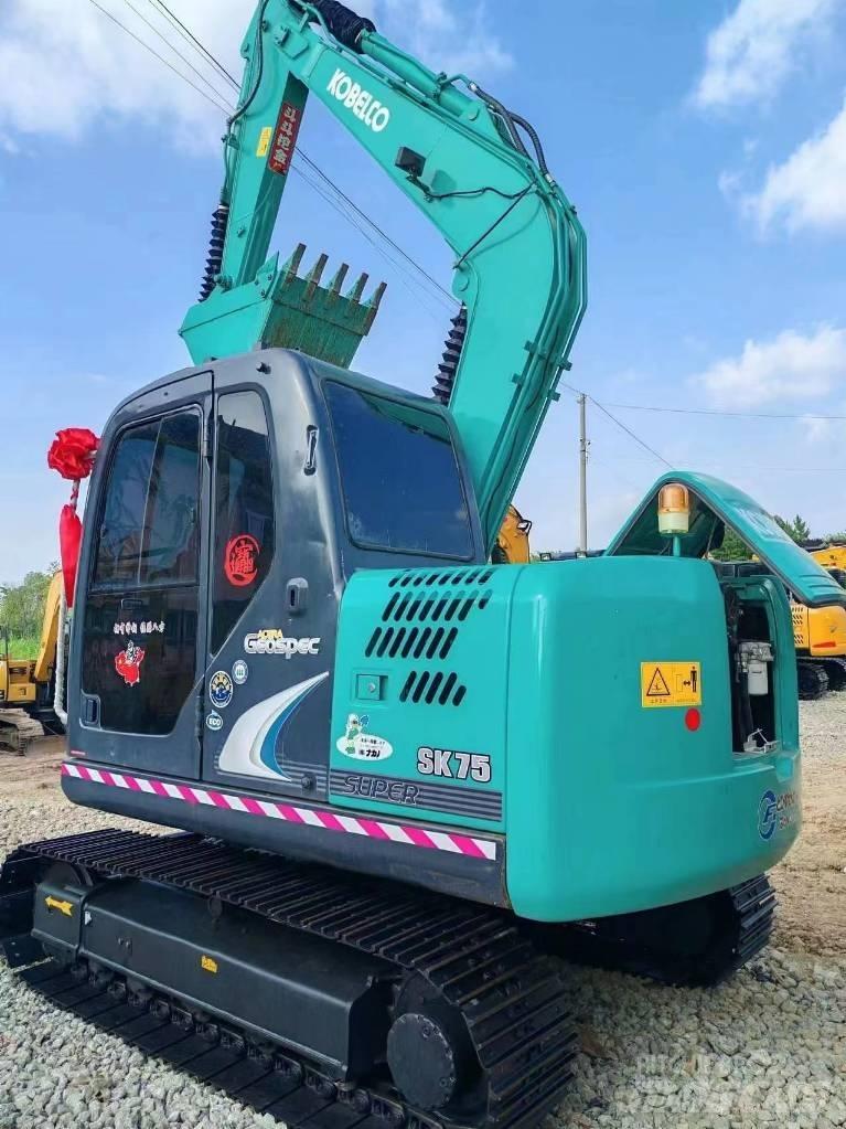 Kobelco SK 75 Bandgrävare
