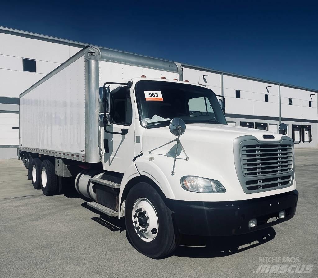 Freightliner M 106 Skåpbilar