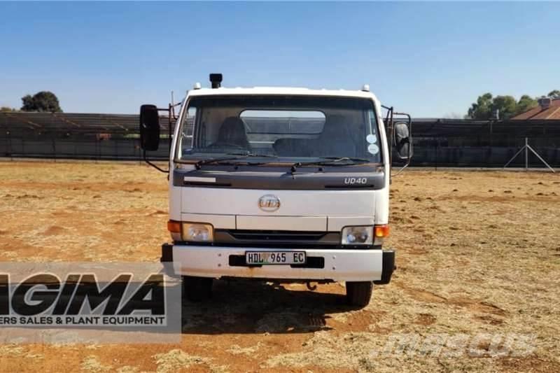 Nissan UD40 Övriga bilar
