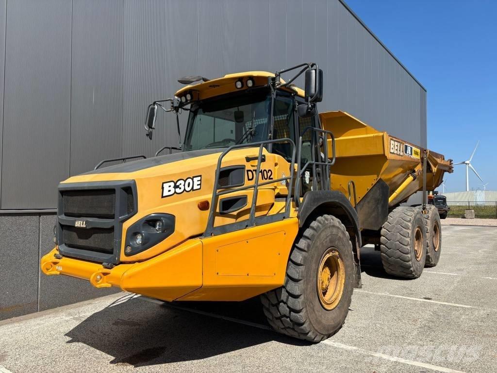 Bell B 30 E Midjestyrd dumper