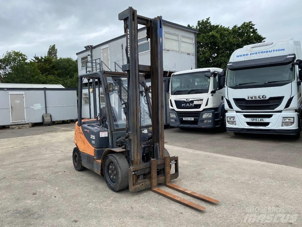Doosan D 25 S-5 Dieselmotviktstruckar