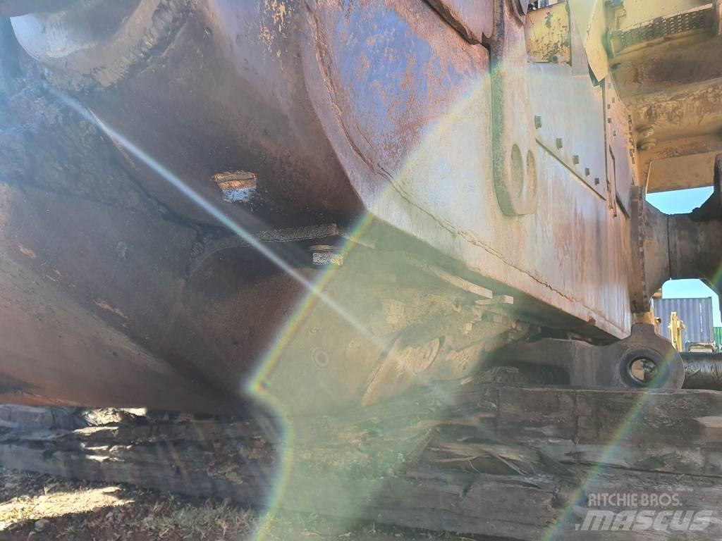 CAT D 11 R Bandschaktare