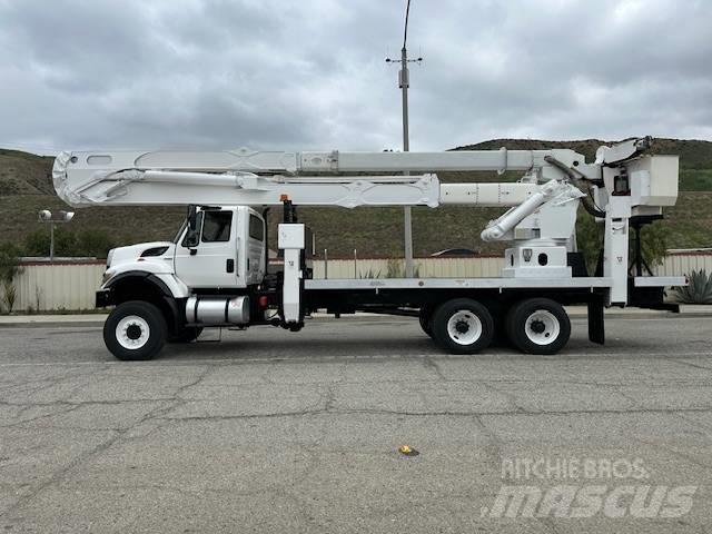 International 7400 Övriga bilar