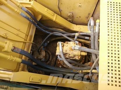 CAT 325 D Bandgrävare