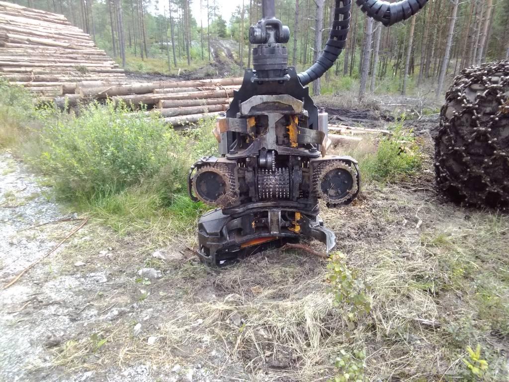 Ponsse SCORPION 8W Skördare
