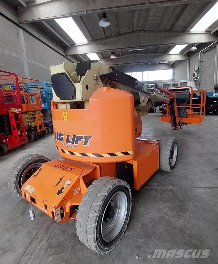 JLG E 450 AJ Bomliftar