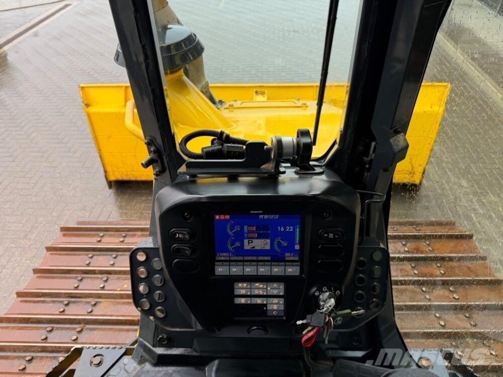 Komatsu D51PXi-24EO Bandschaktare