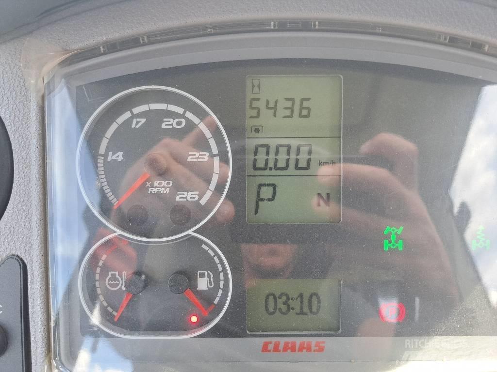 CLAAS Axion 850 Traktorer