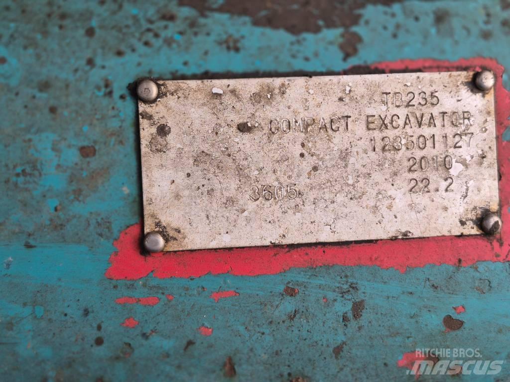 Takeuchi TB 235 Minigrävare < 7t