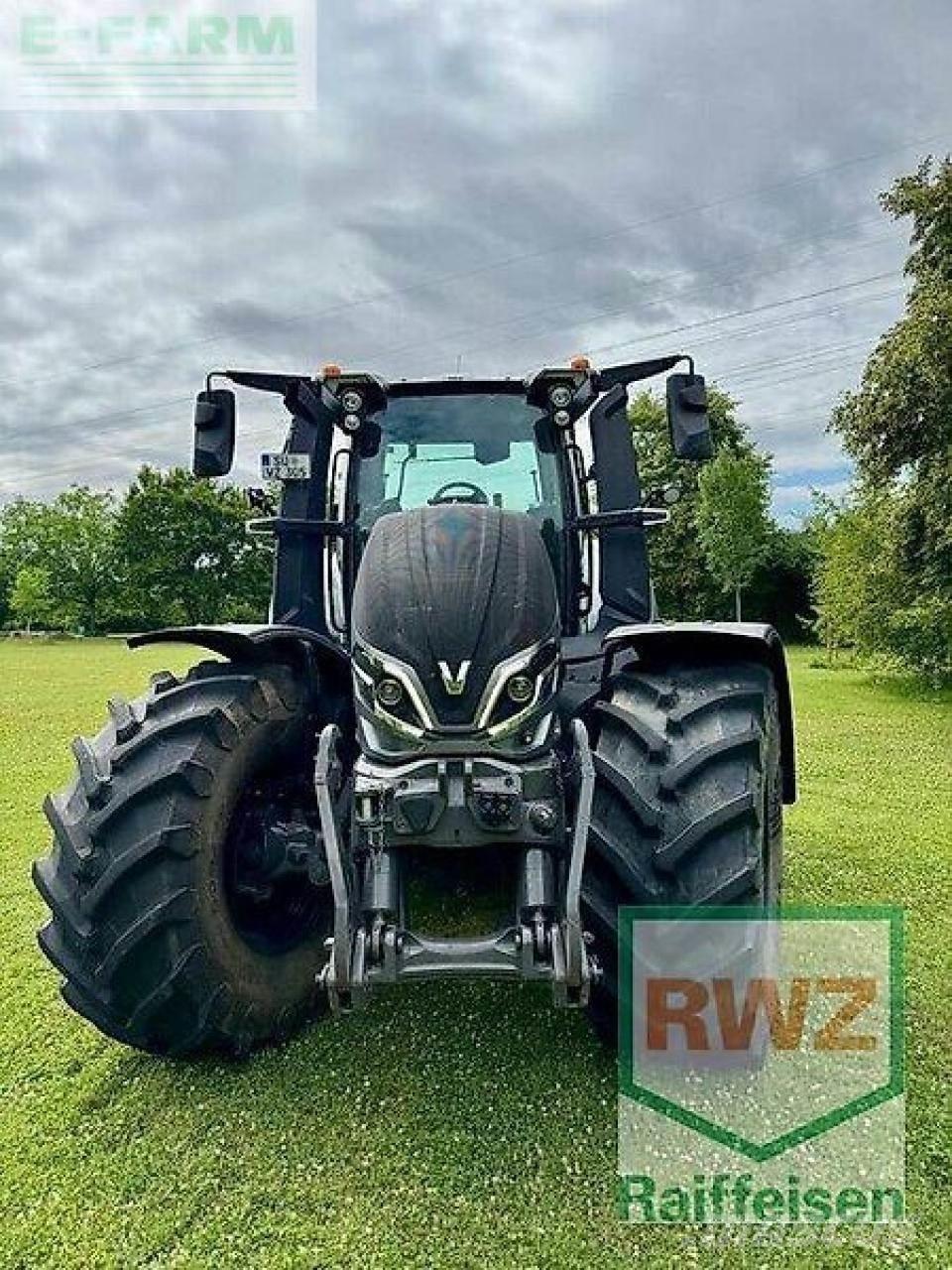 Valtra q305 Traktorer