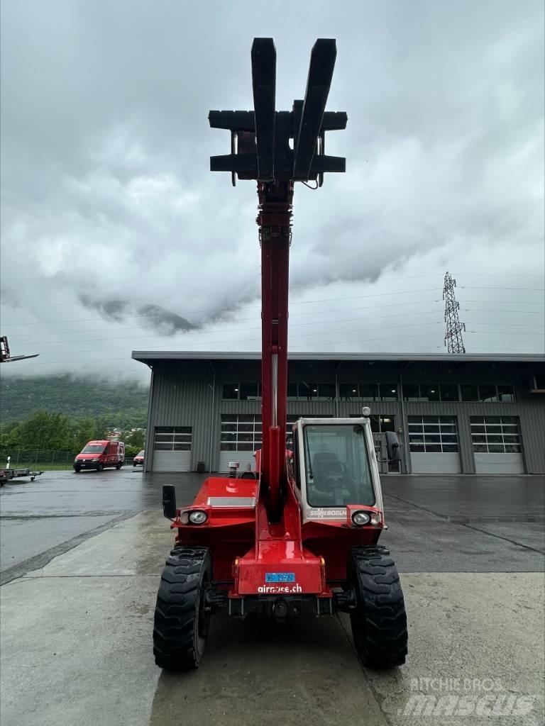 Sennebogen 305 Teleskoplastare